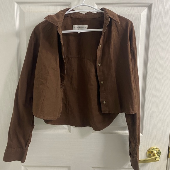 Denim Forum - The Jane Long Sleeve Cropped Shirt - Picture 1 of 3